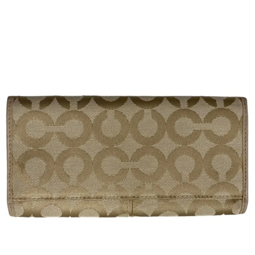 NWOT Creme and Gold Coach Wallet